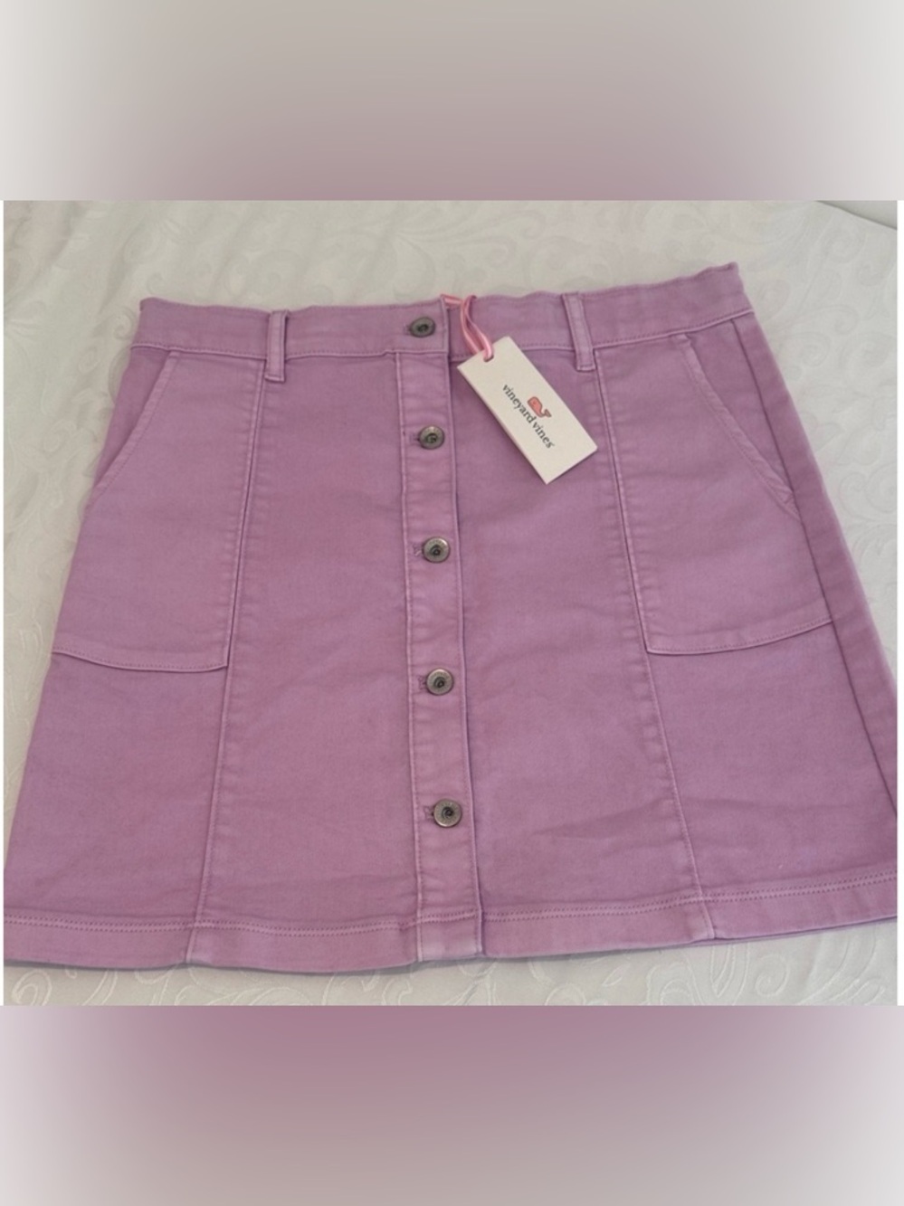 Vineyard Vines Button-Down Mini Skirt. Girls 16